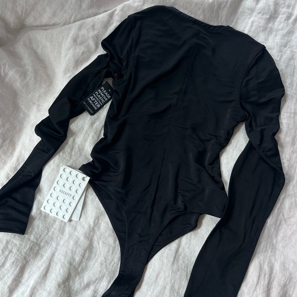 KHAITE The Janelle Bodysuit in Black jersey SZ M BNWT never worn - Picture 6 of 15